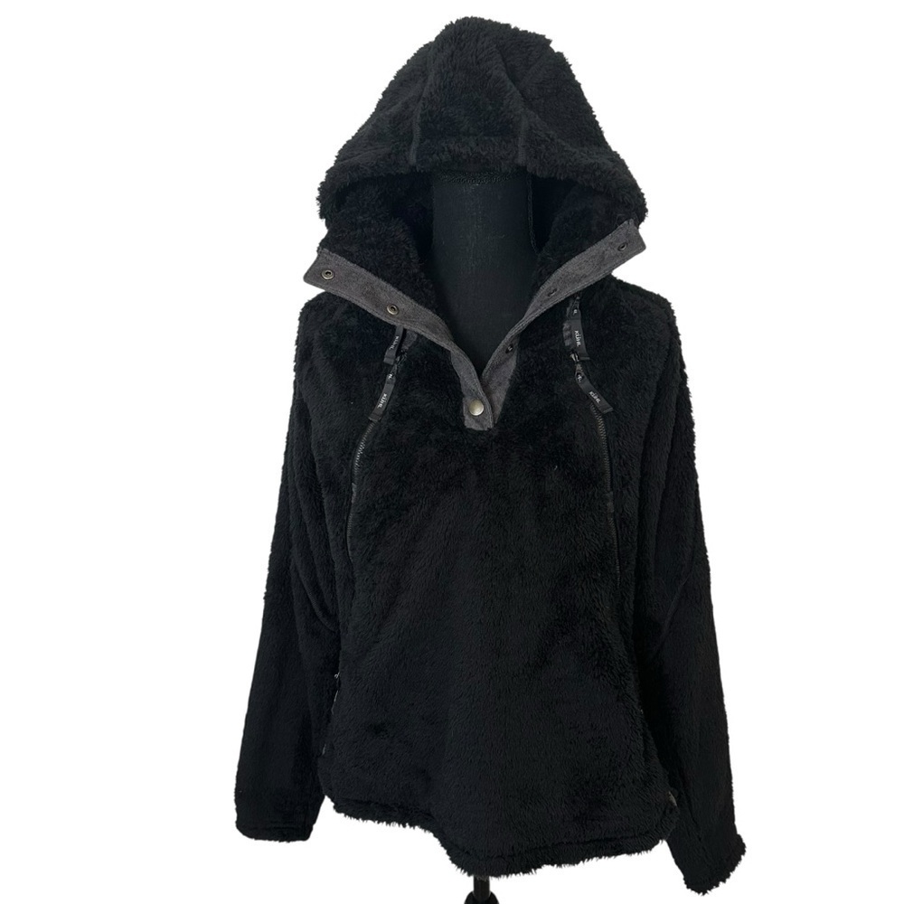 Kuhl Women’s Fleece Jacket Black Teddy Hooded Outdoors Fall Soft Size Medium